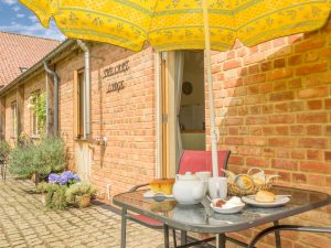 The Cart Lodge Self-Catering Cottage at West Heath Barn near King's Lynn, Norfolk